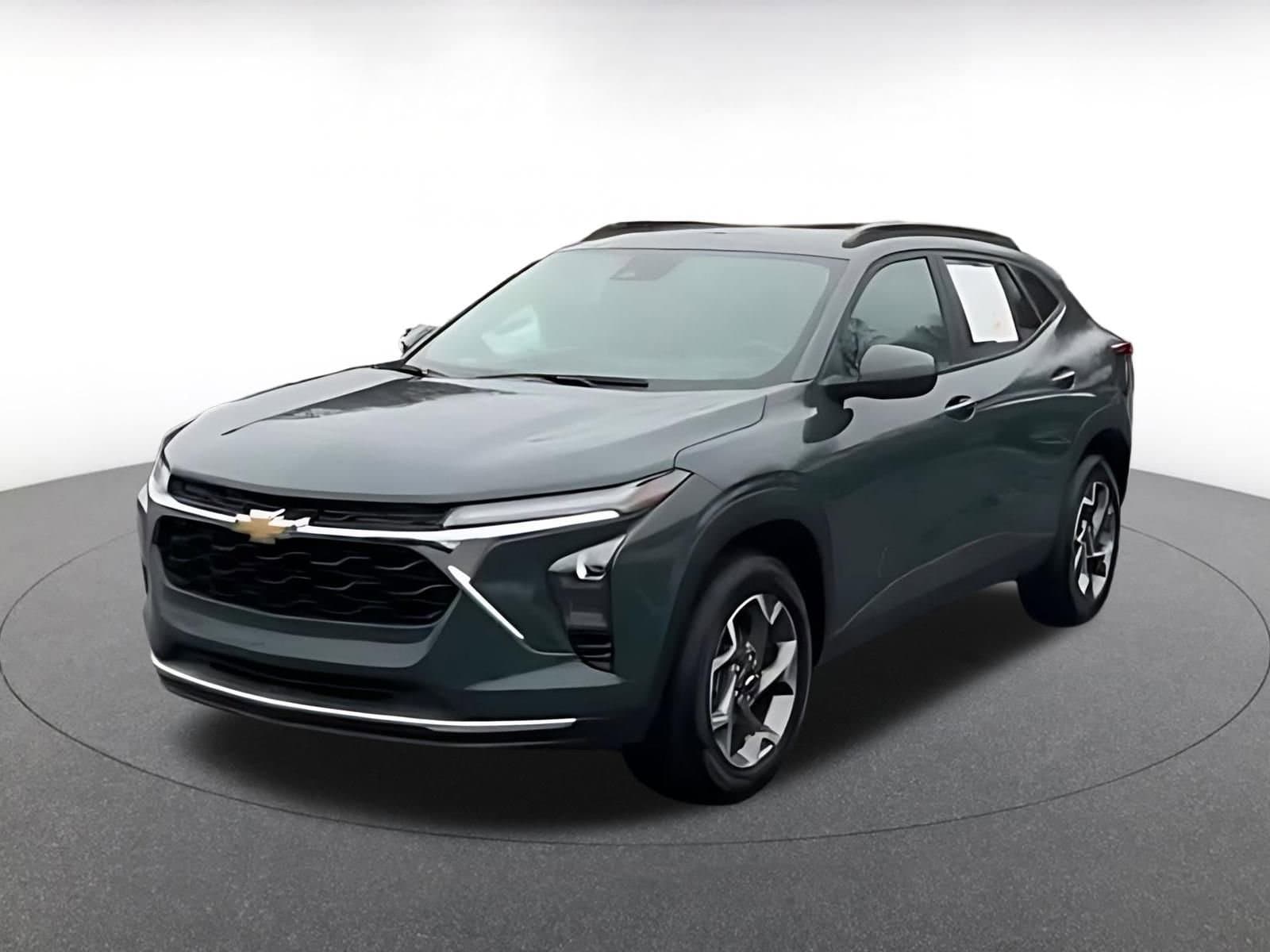 Thumbnail: 2025 Chevrolet Trax - 7