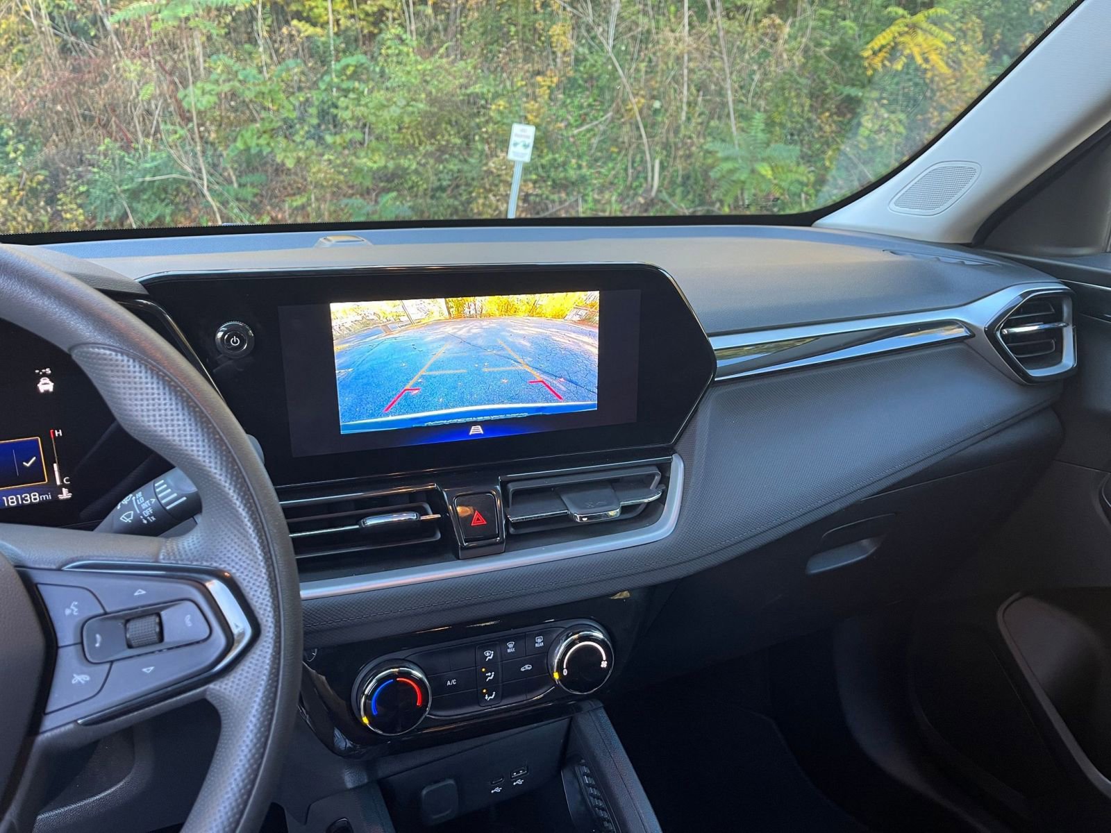 Thumbnail: 2025 Chevrolet TrailBlazer - 17