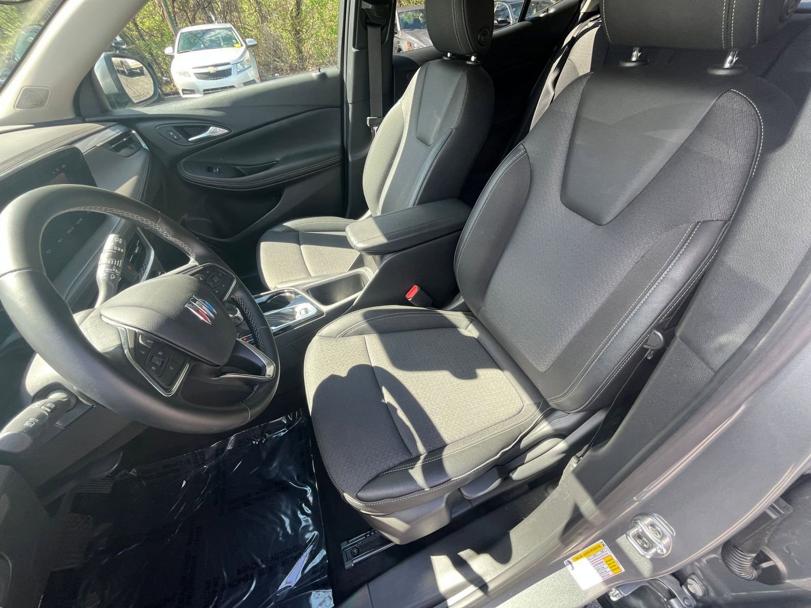 Thumbnail: 2025 Buick Encore GX - 31