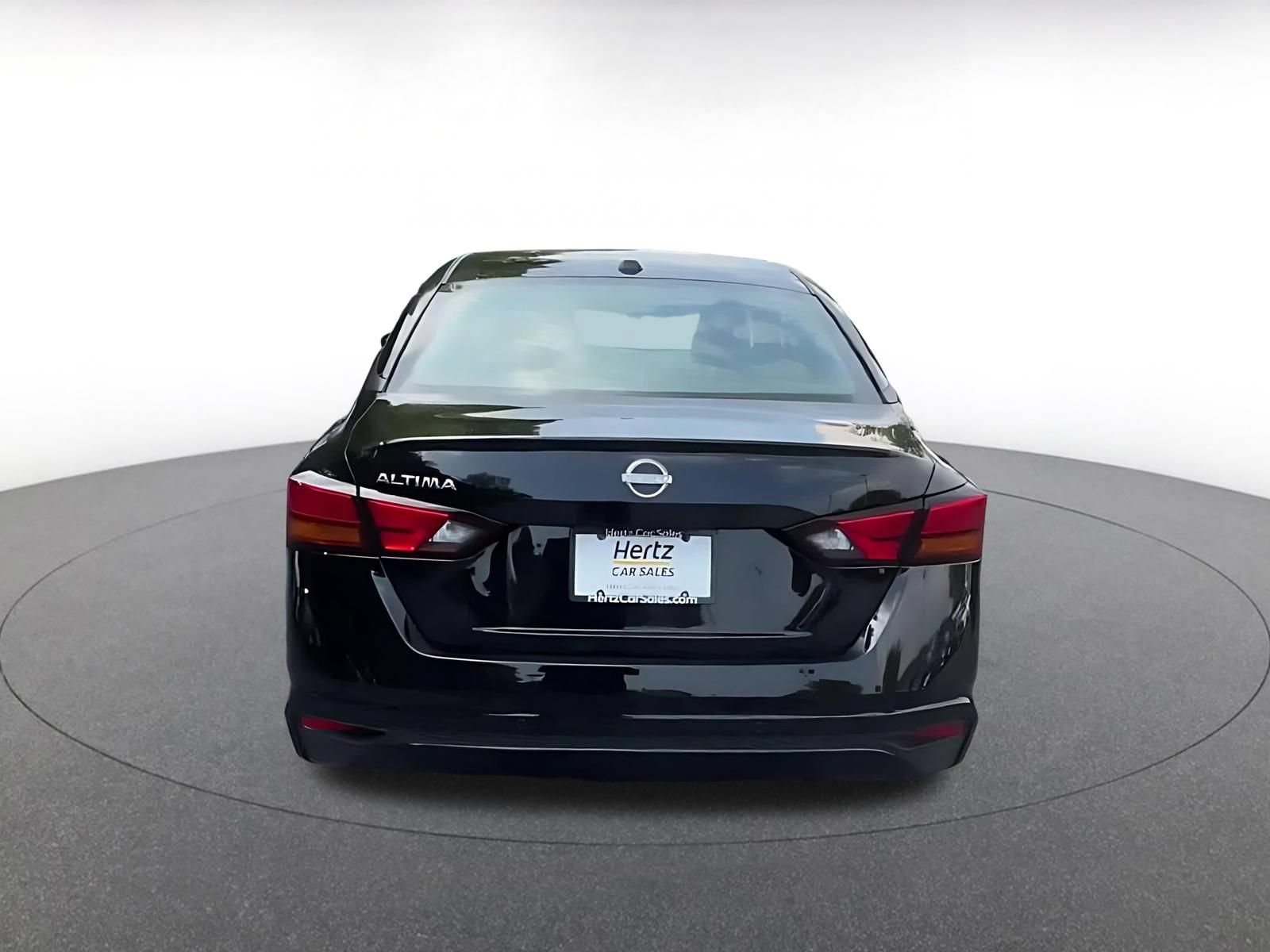 Thumbnail: 2025 Nissan Altima - 12