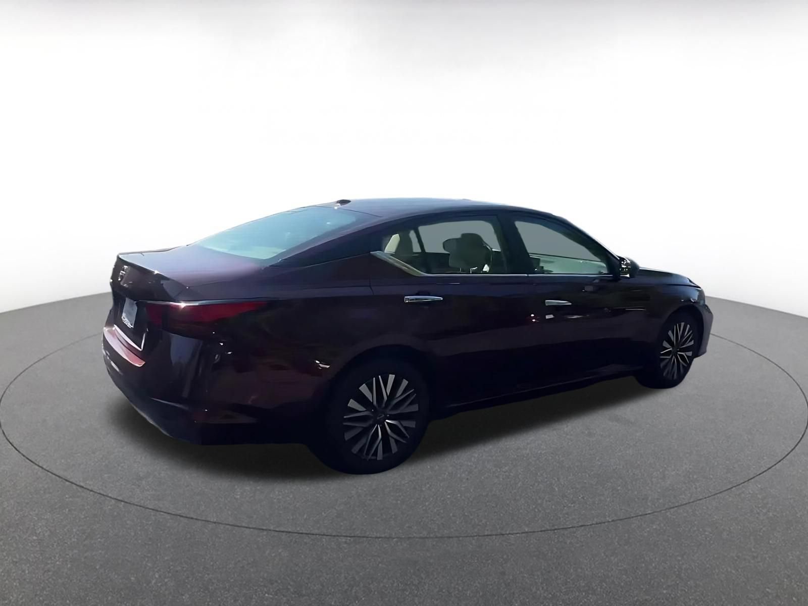 Thumbnail: 2025 Nissan Altima - 14