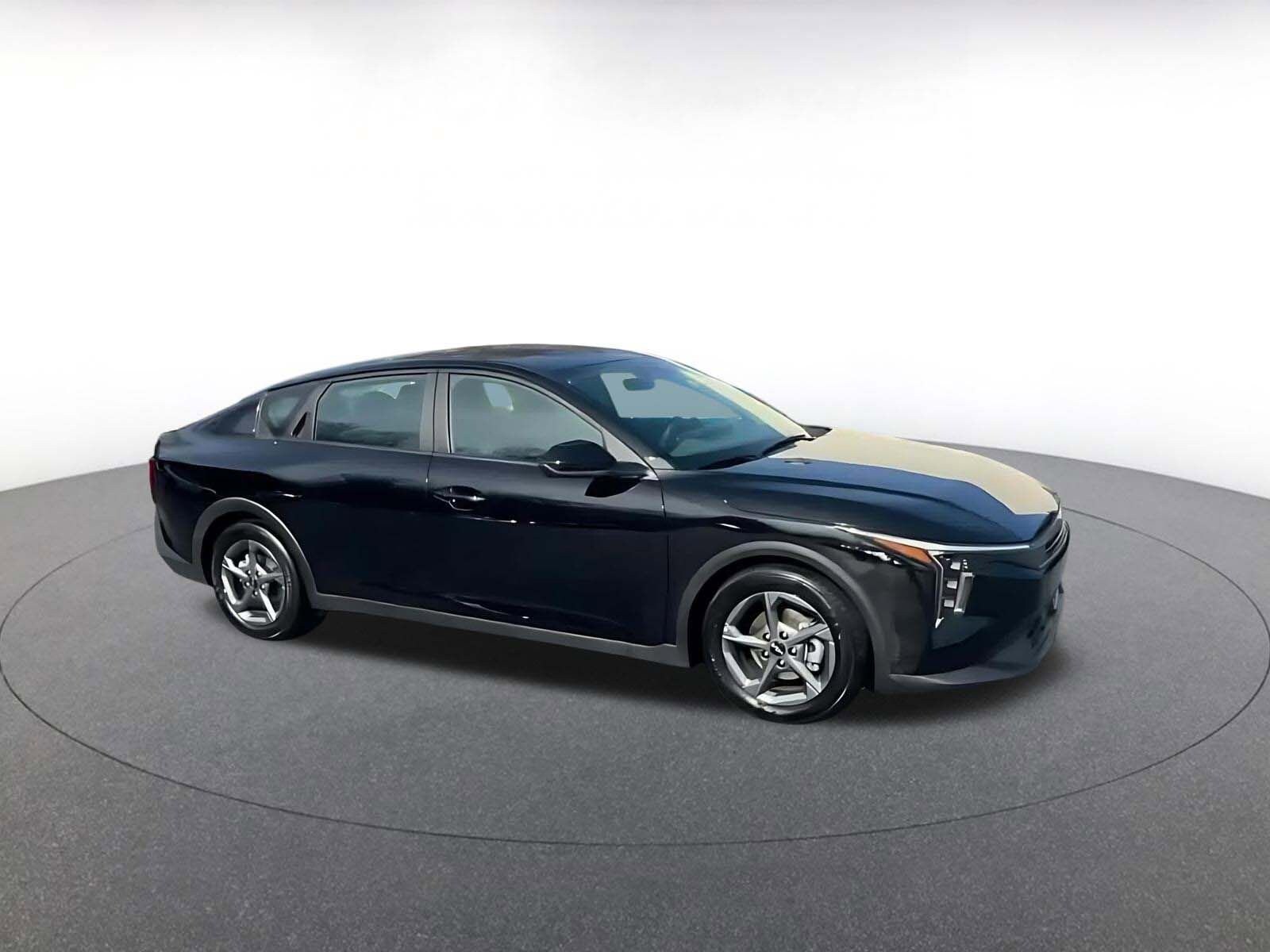 Thumbnail: 2025 Kia K4 - 2