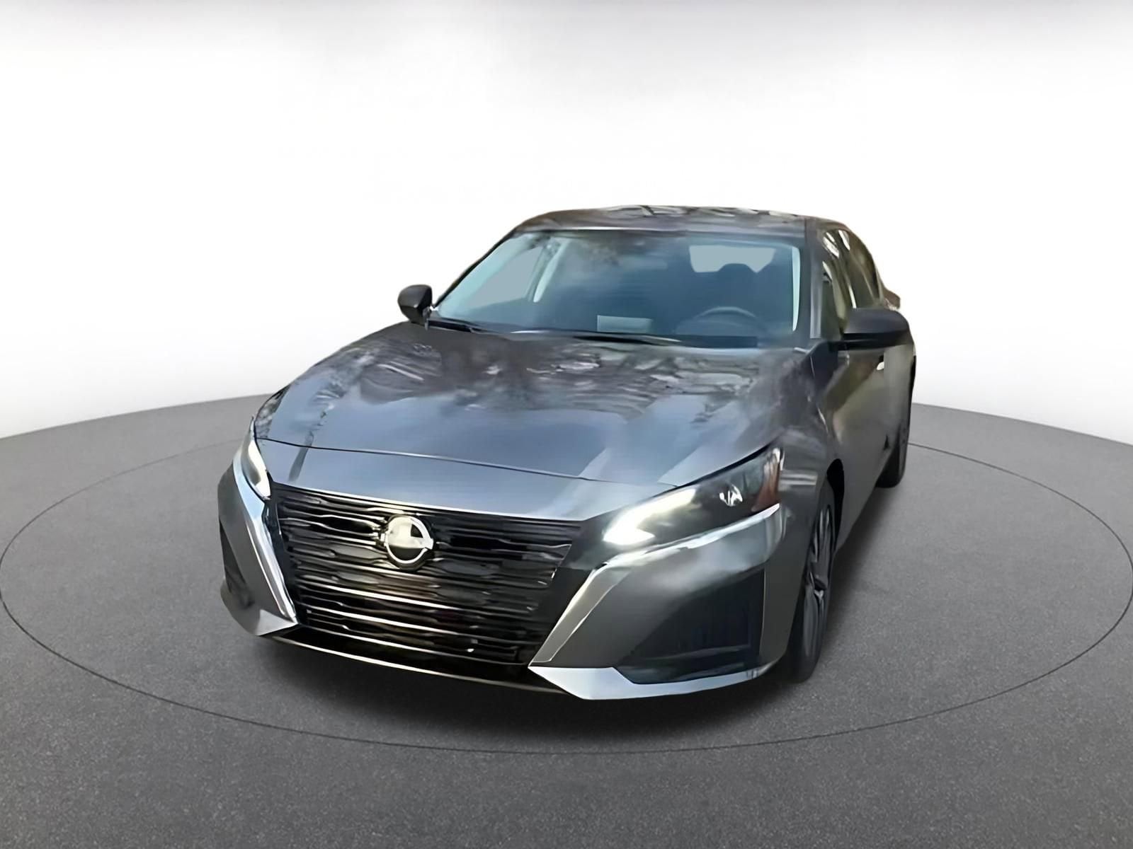 Thumbnail: 2025 Nissan Altima - 7