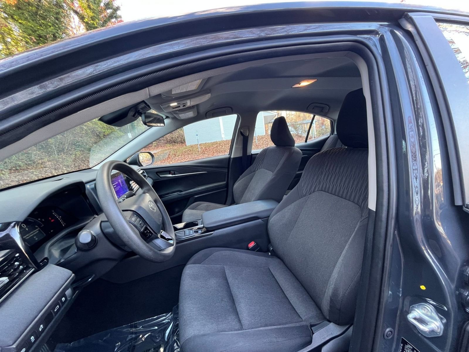 Thumbnail: 2025 Toyota Camry - 23