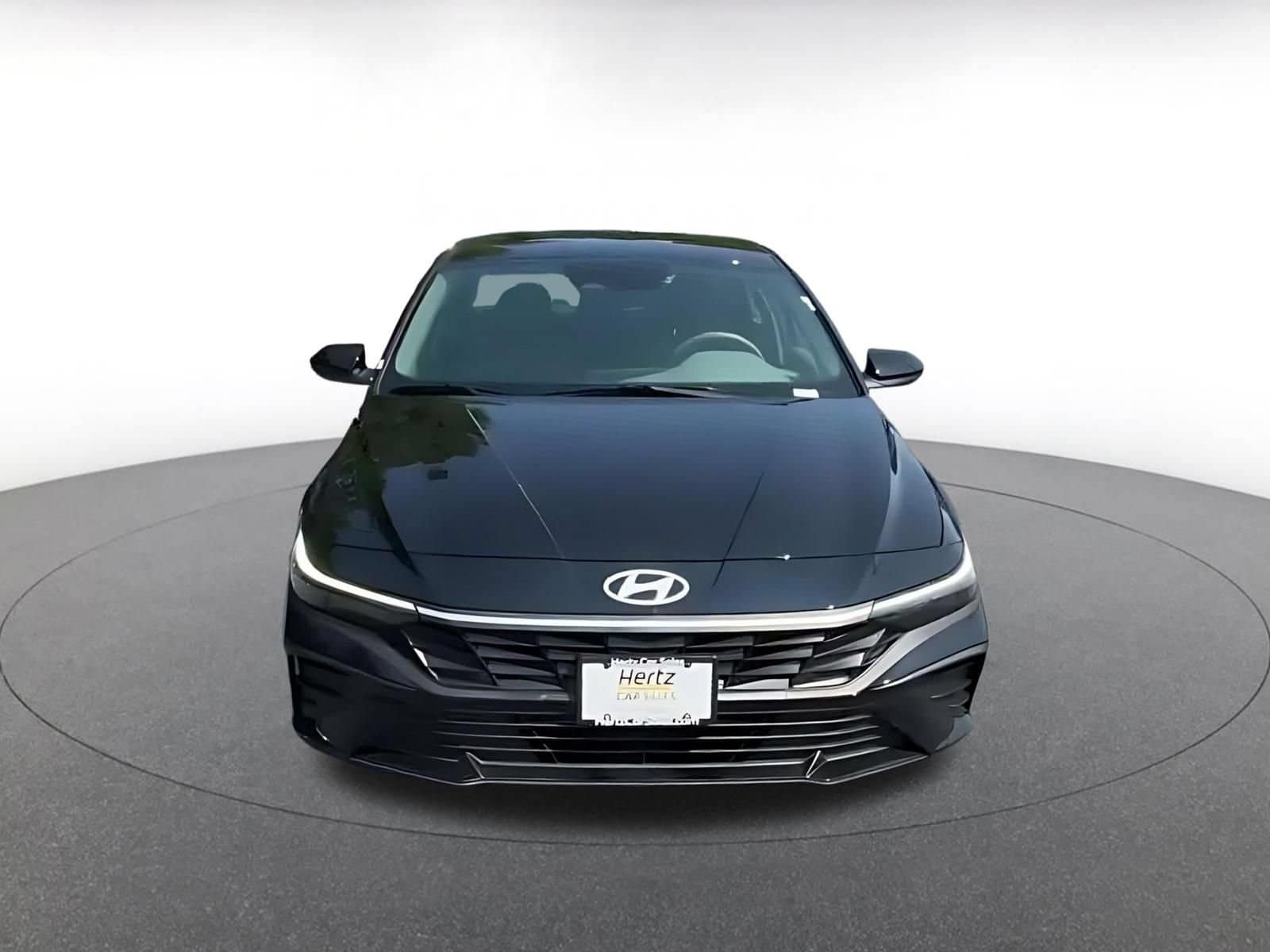 Thumbnail: 2026 Hyundai Elantra - 4