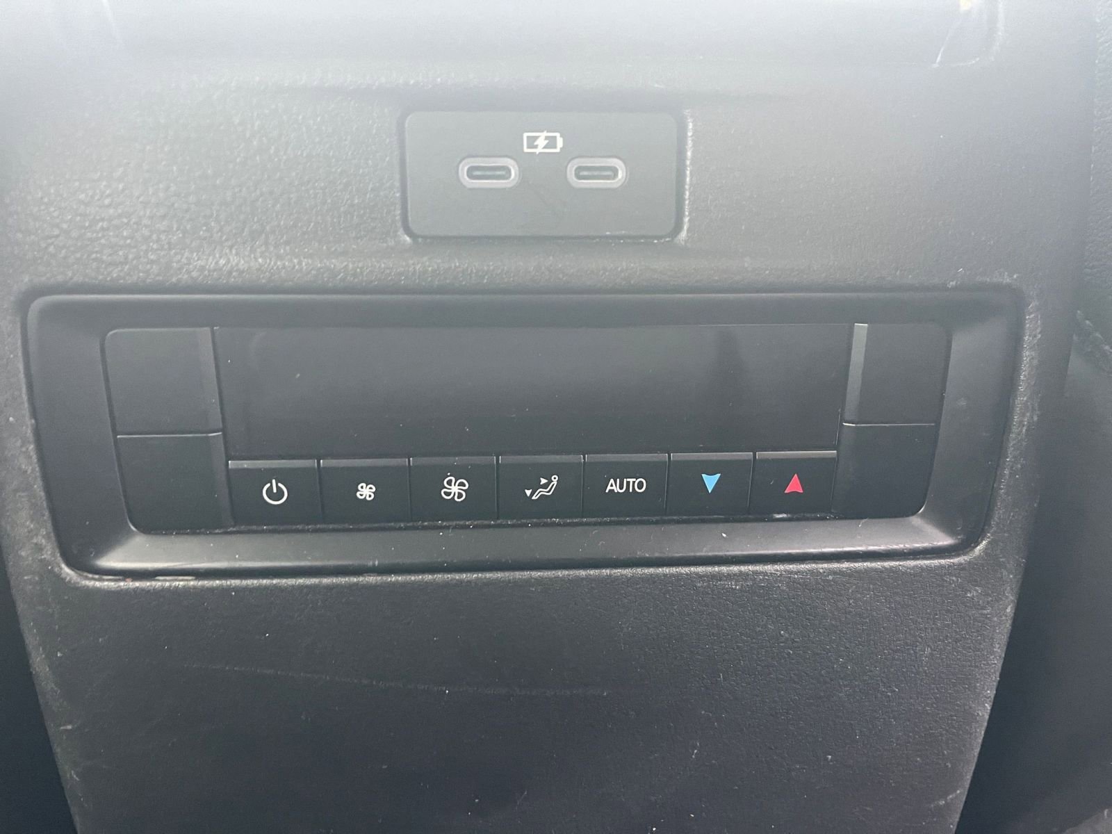 Thumbnail: 2025 Mazda CX-90 - 23