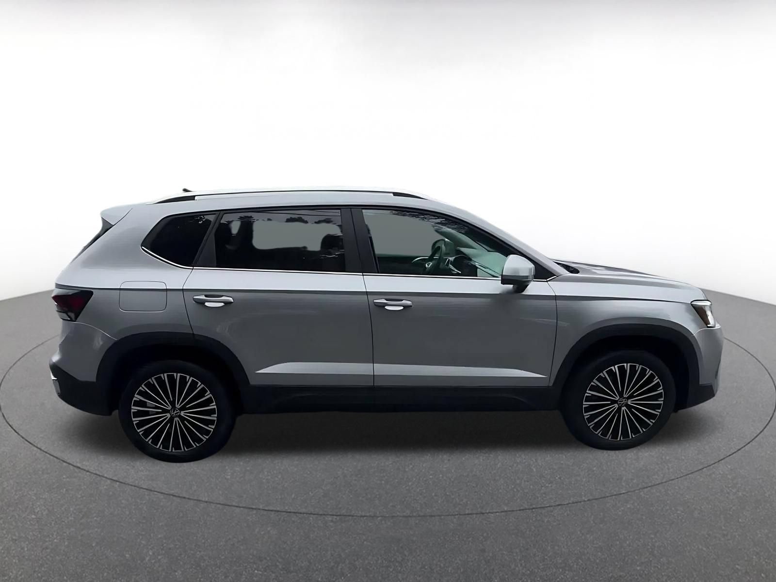 Thumbnail: 2026 Volkswagen Taos - 16