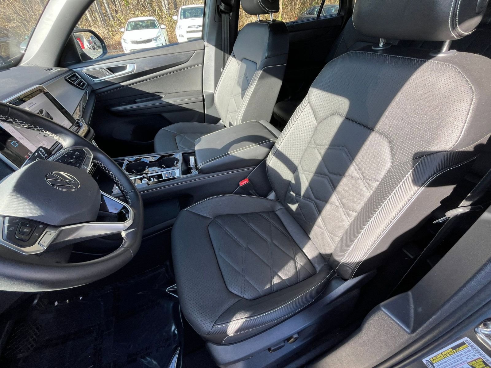 Thumbnail: 2025 Volkswagen Atlas - 31