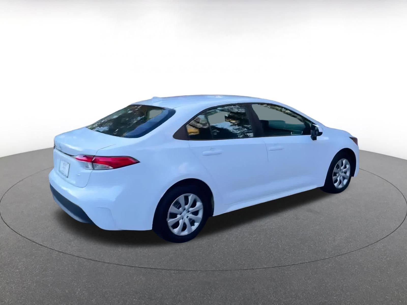 Thumbnail: 2025 Toyota Corolla - 15