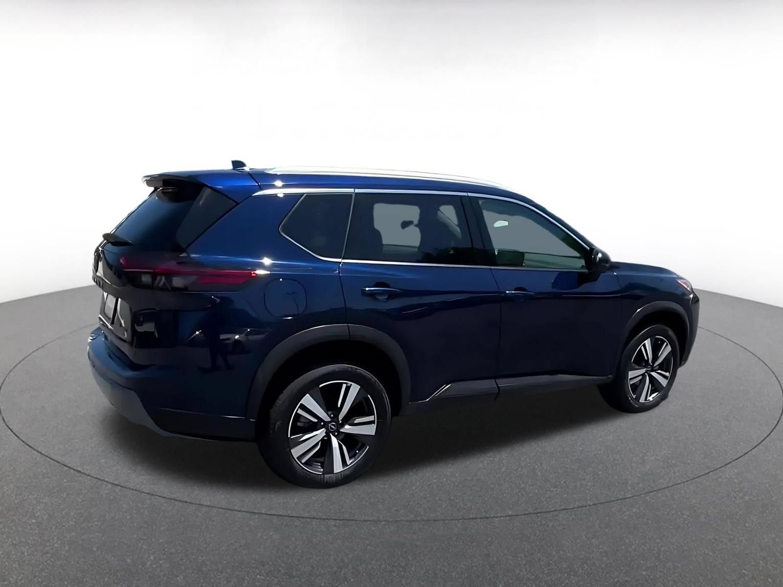 Thumbnail: 2026 Nissan Rogue - 15