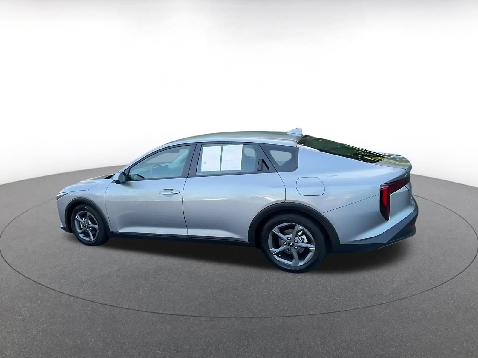 Thumbnail: 2025 Kia K4 - 10