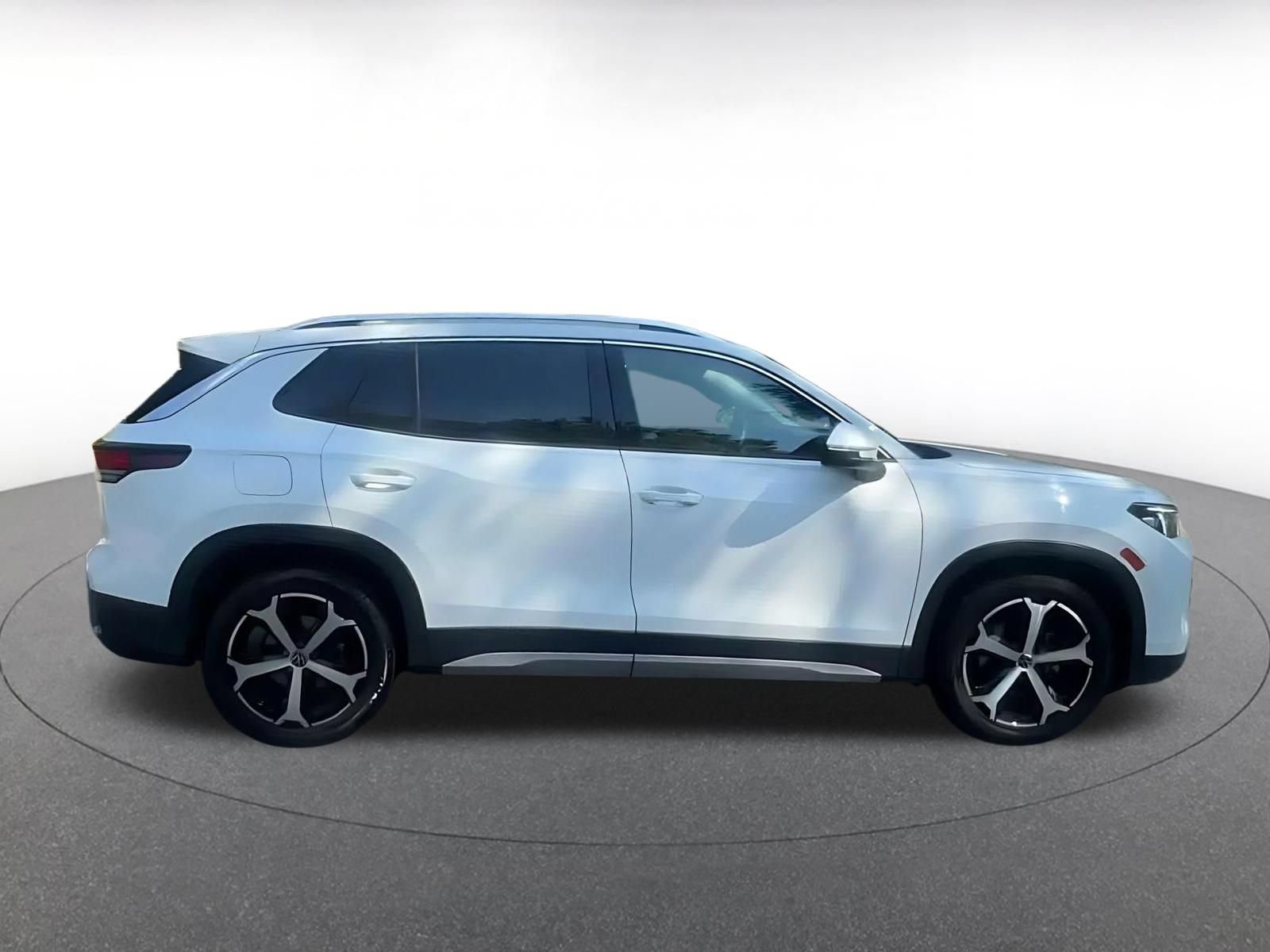 Thumbnail: 2026 Volkswagen Tiguan - 15