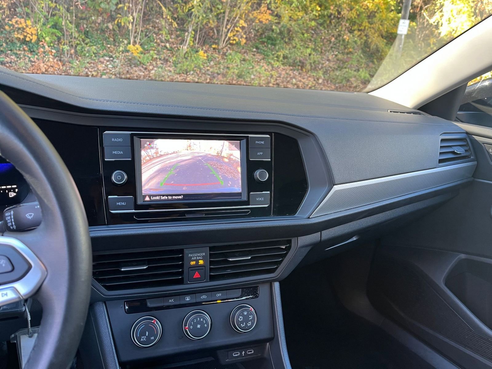 Thumbnail: 2024 Volkswagen Jetta - 17