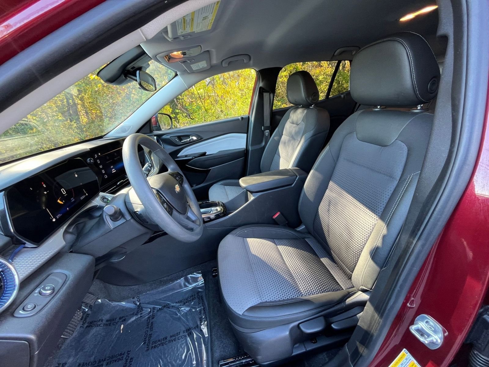 Thumbnail: 2025 Chevrolet Trax - 23