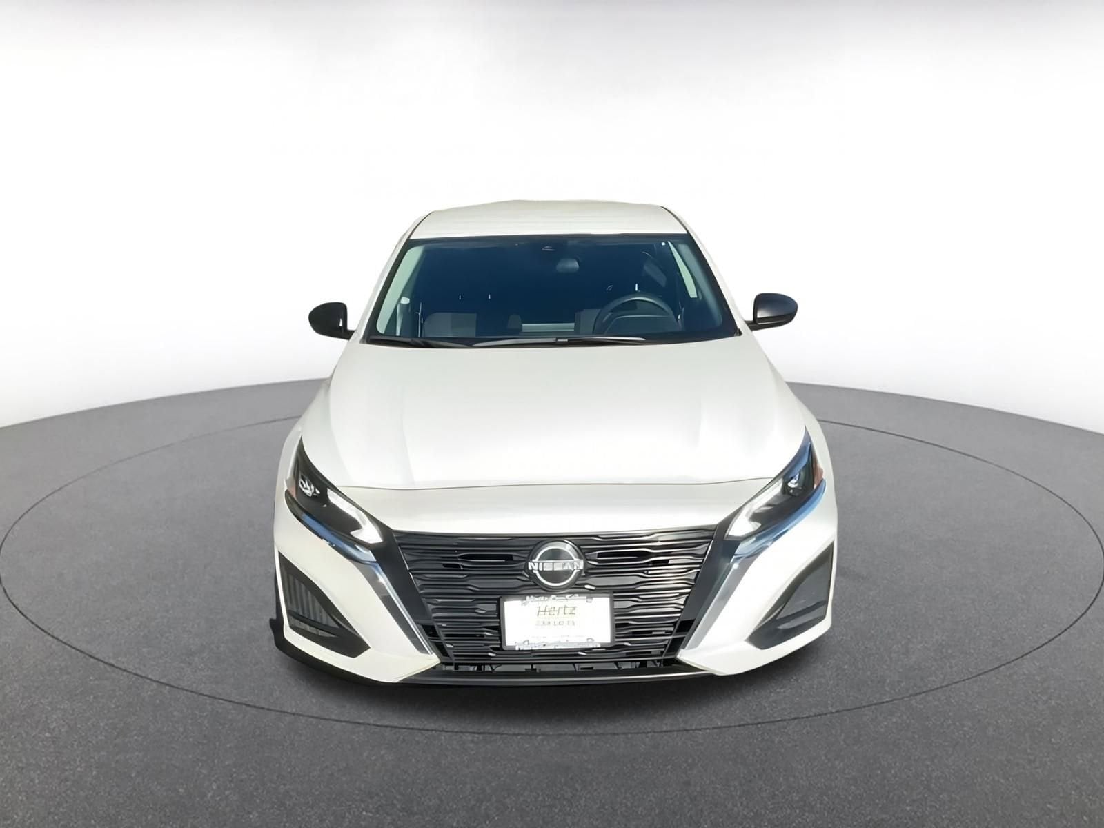 Thumbnail: 2024 Nissan Altima - 4