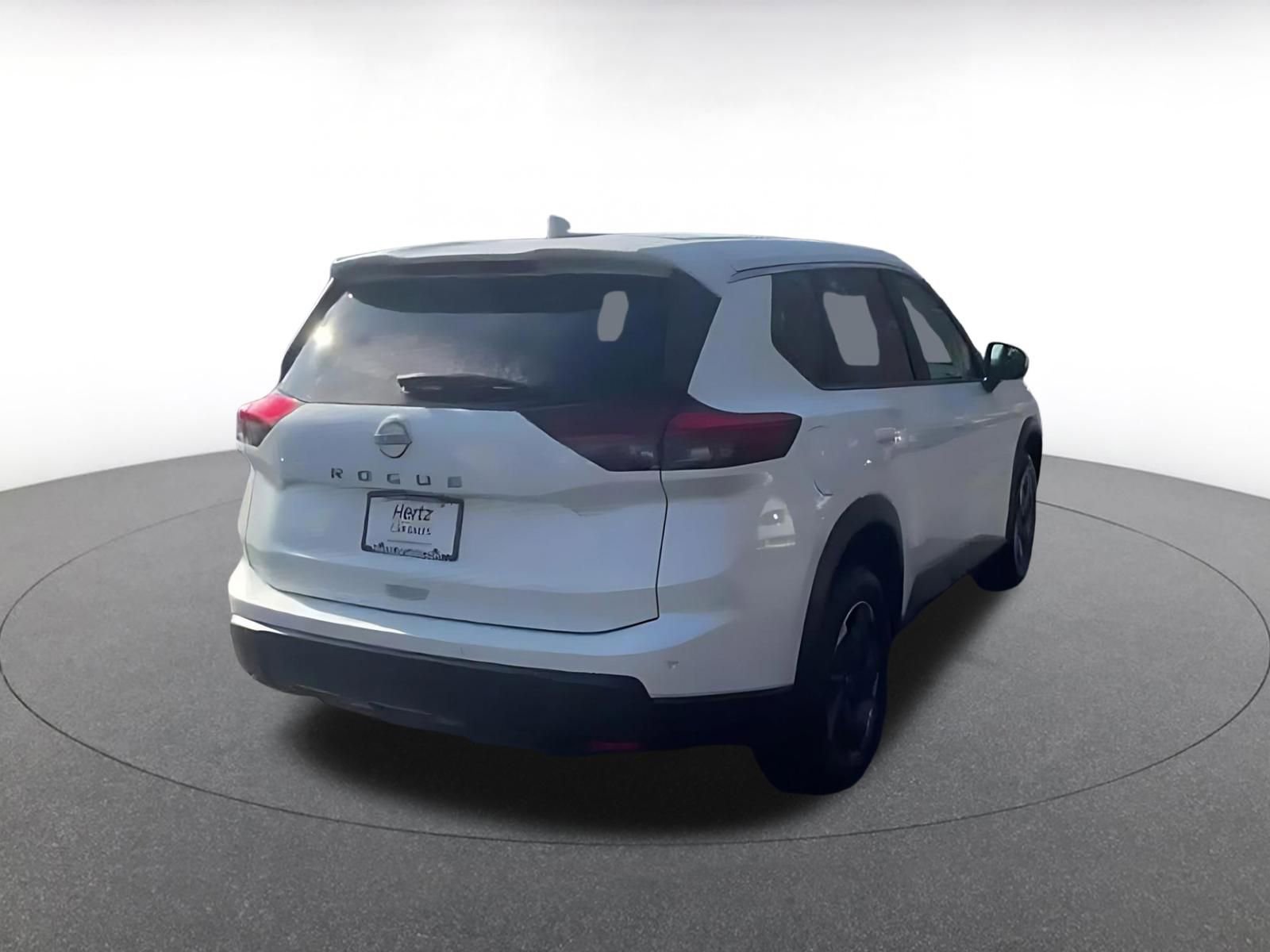 Thumbnail: 2025 Nissan Rogue - 14