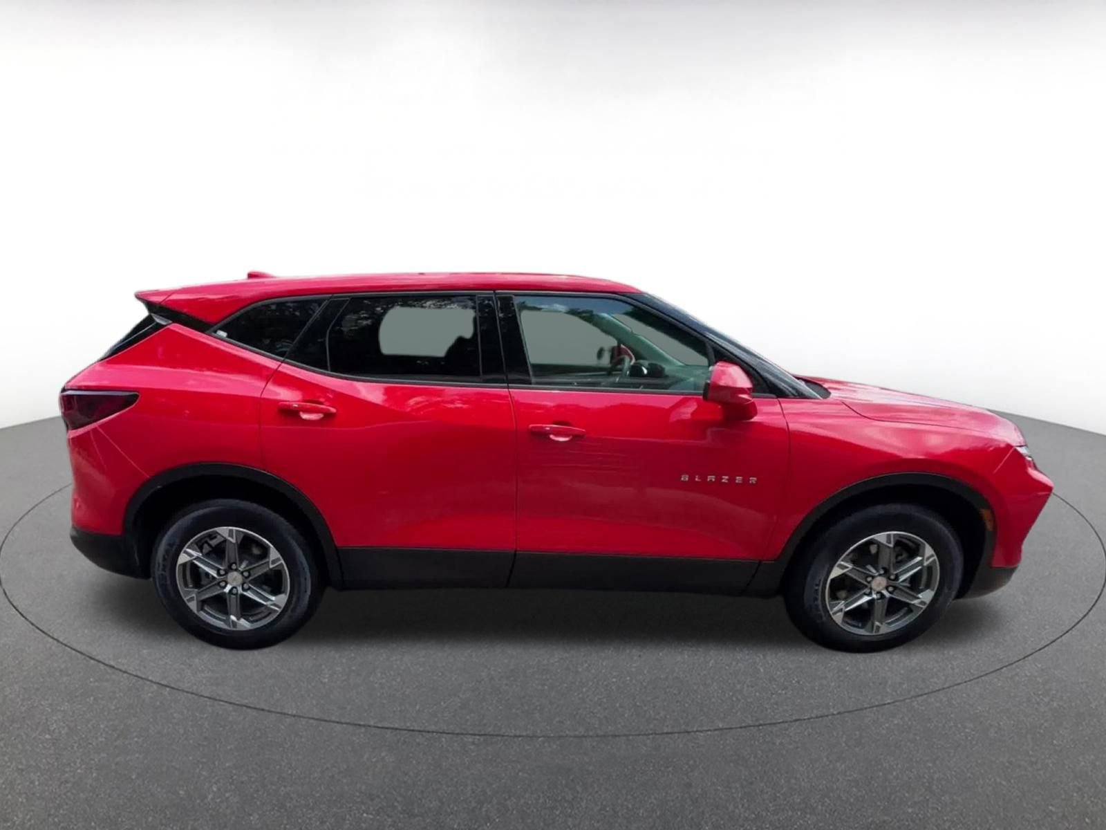 Thumbnail: 2026 Chevrolet Blazer - 16