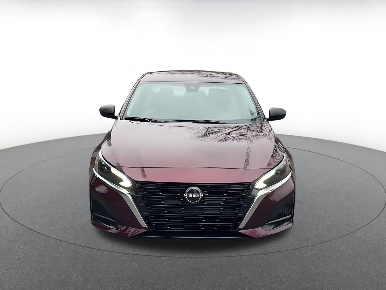 Thumbnail: 2025 Nissan Altima - 3