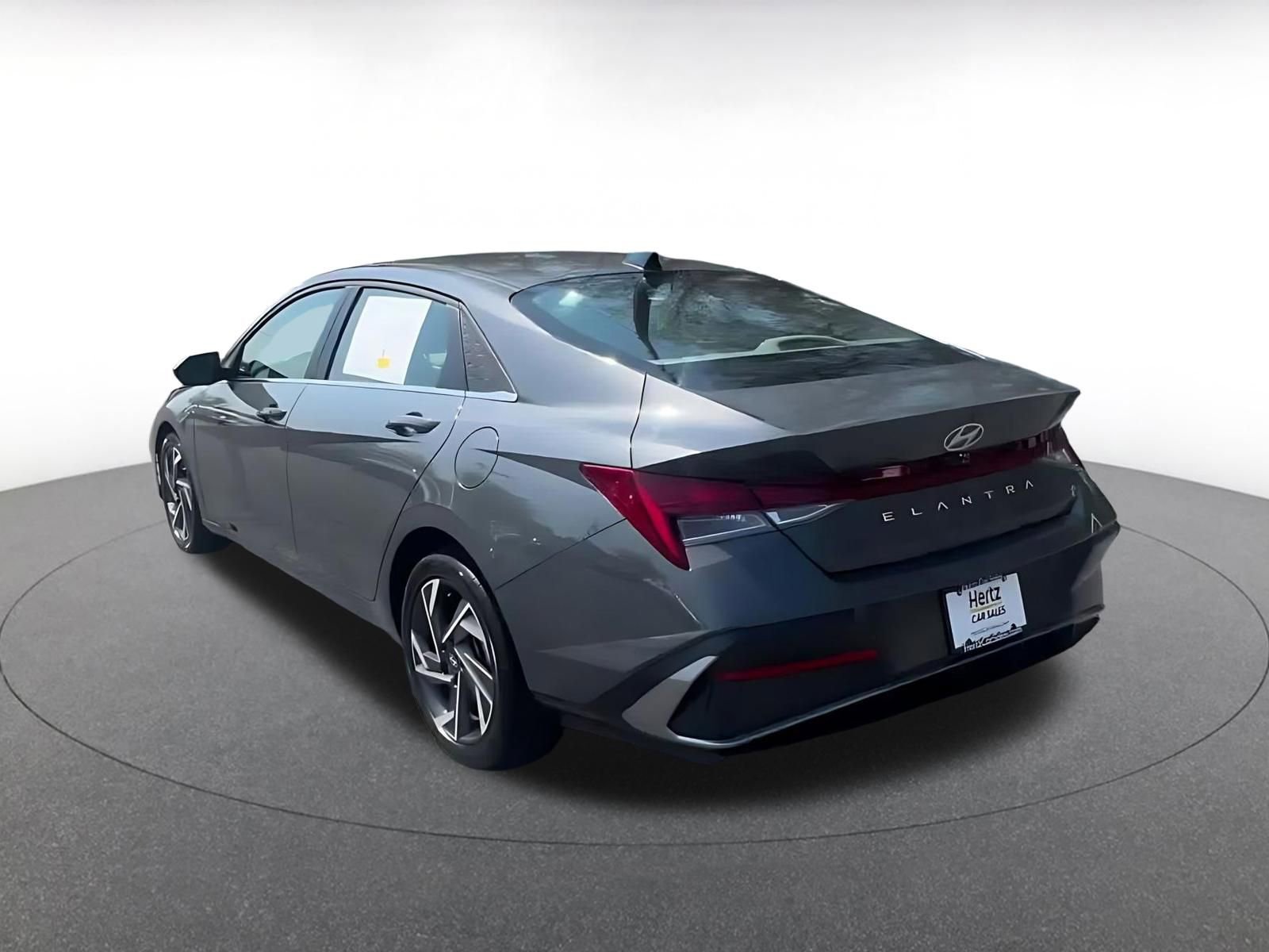 Thumbnail: 2025 Hyundai Elantra - 11