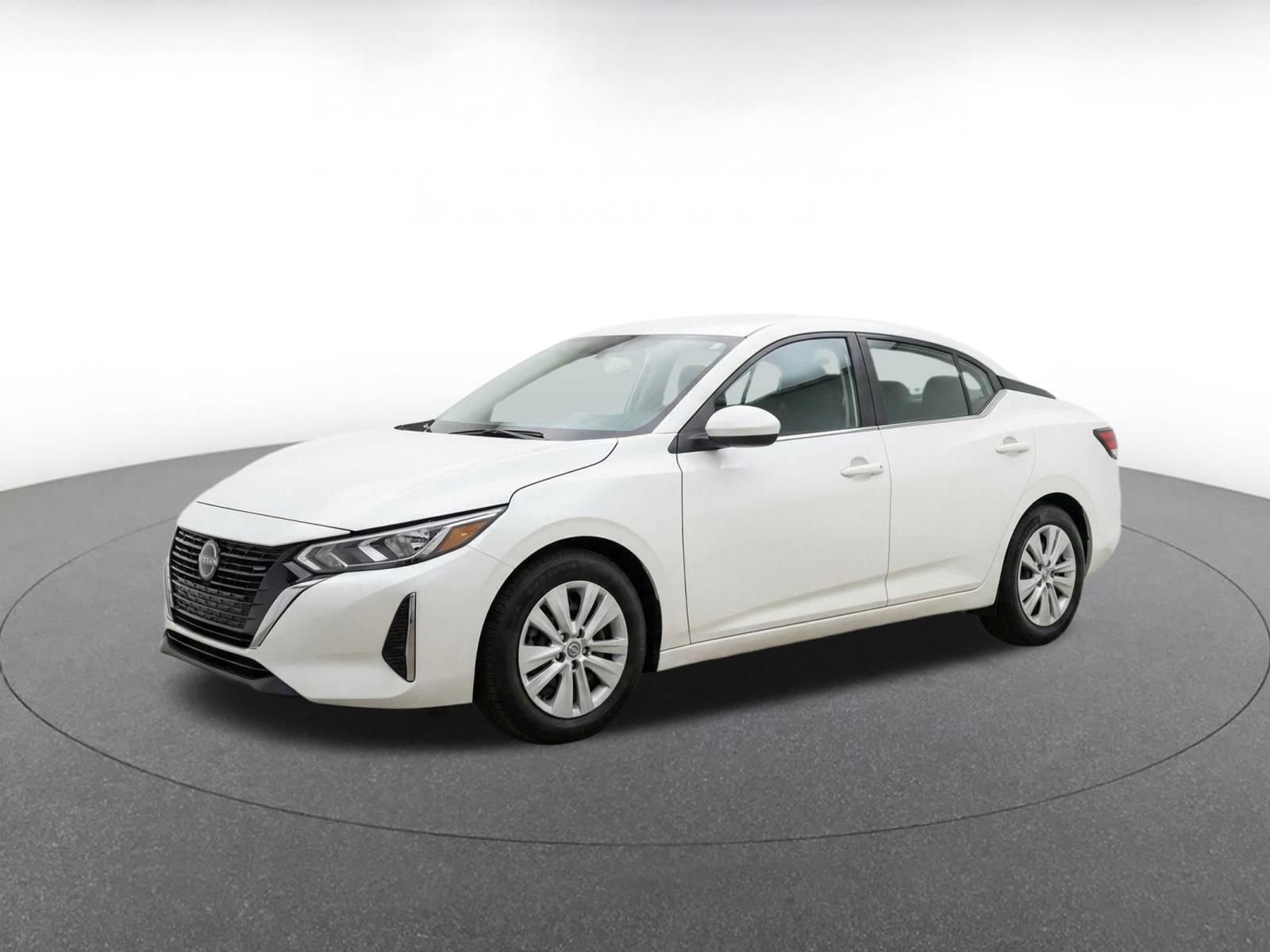 Thumbnail: 2025 Nissan Sentra - 3