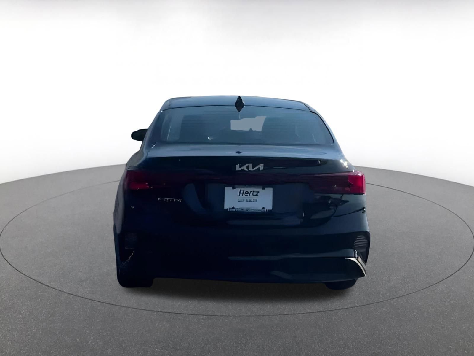 Thumbnail: 2024 Kia Forte - 6