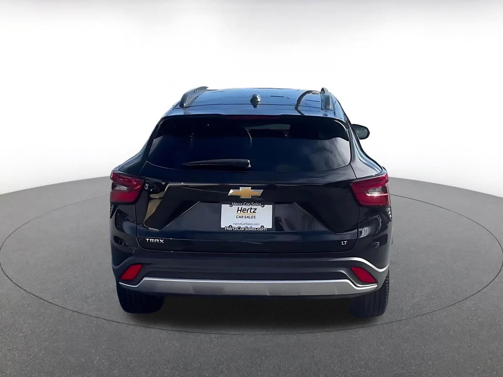 Thumbnail: 2025 Chevrolet Trax - 12