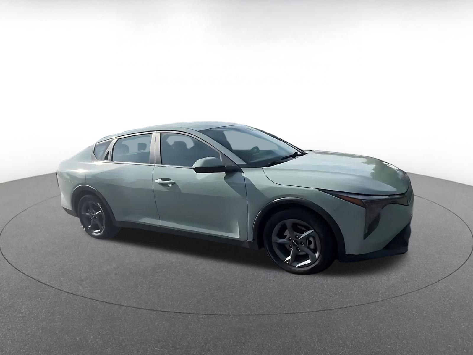 Thumbnail: 2025 Kia K4 - 2
