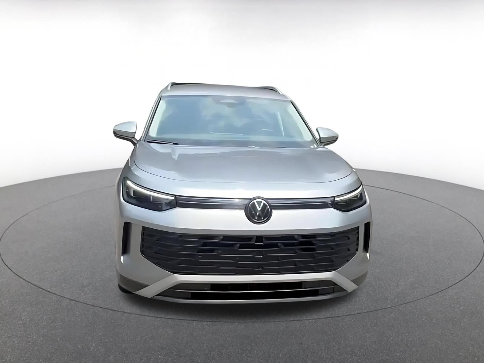 Thumbnail: 2026 Volkswagen Tiguan - 4