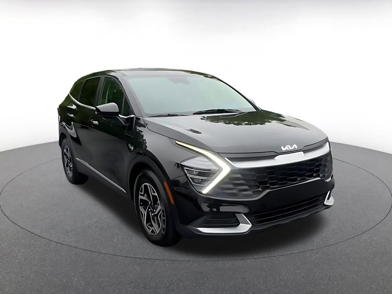 Thumbnail: 2025 Kia Sportage - 3