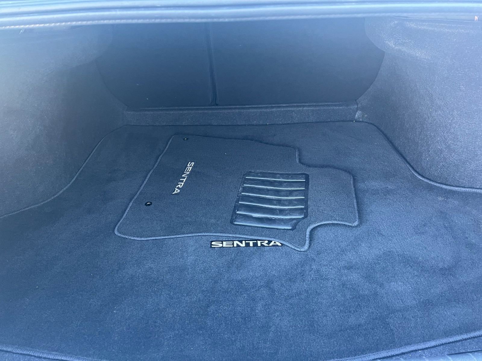 Thumbnail: 2025 Nissan Sentra - 24