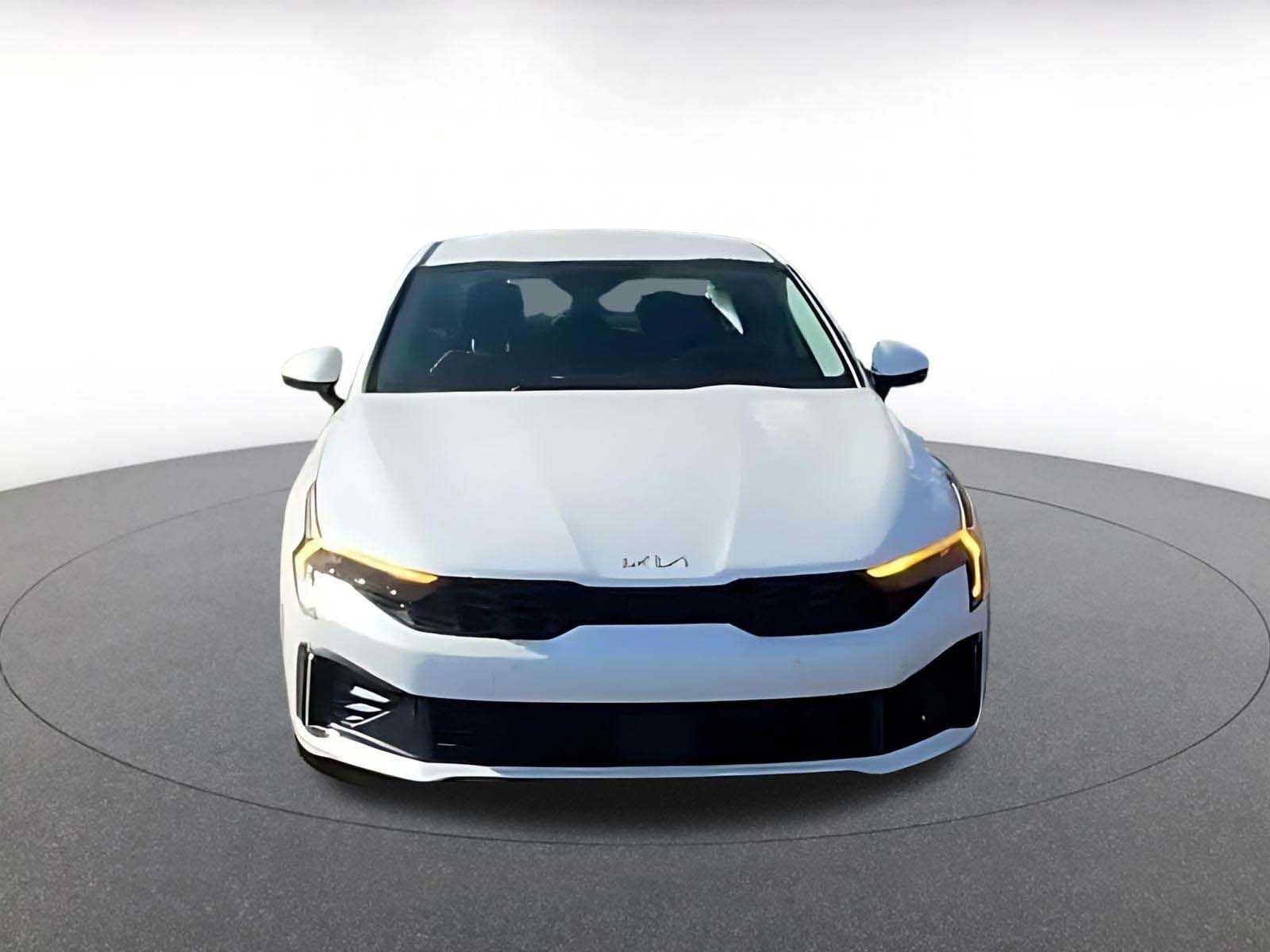 Thumbnail: 2025 Kia K5 - 4