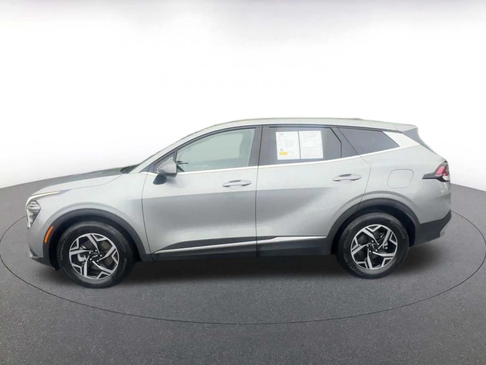 Thumbnail: 2025 Kia Sportage - 9