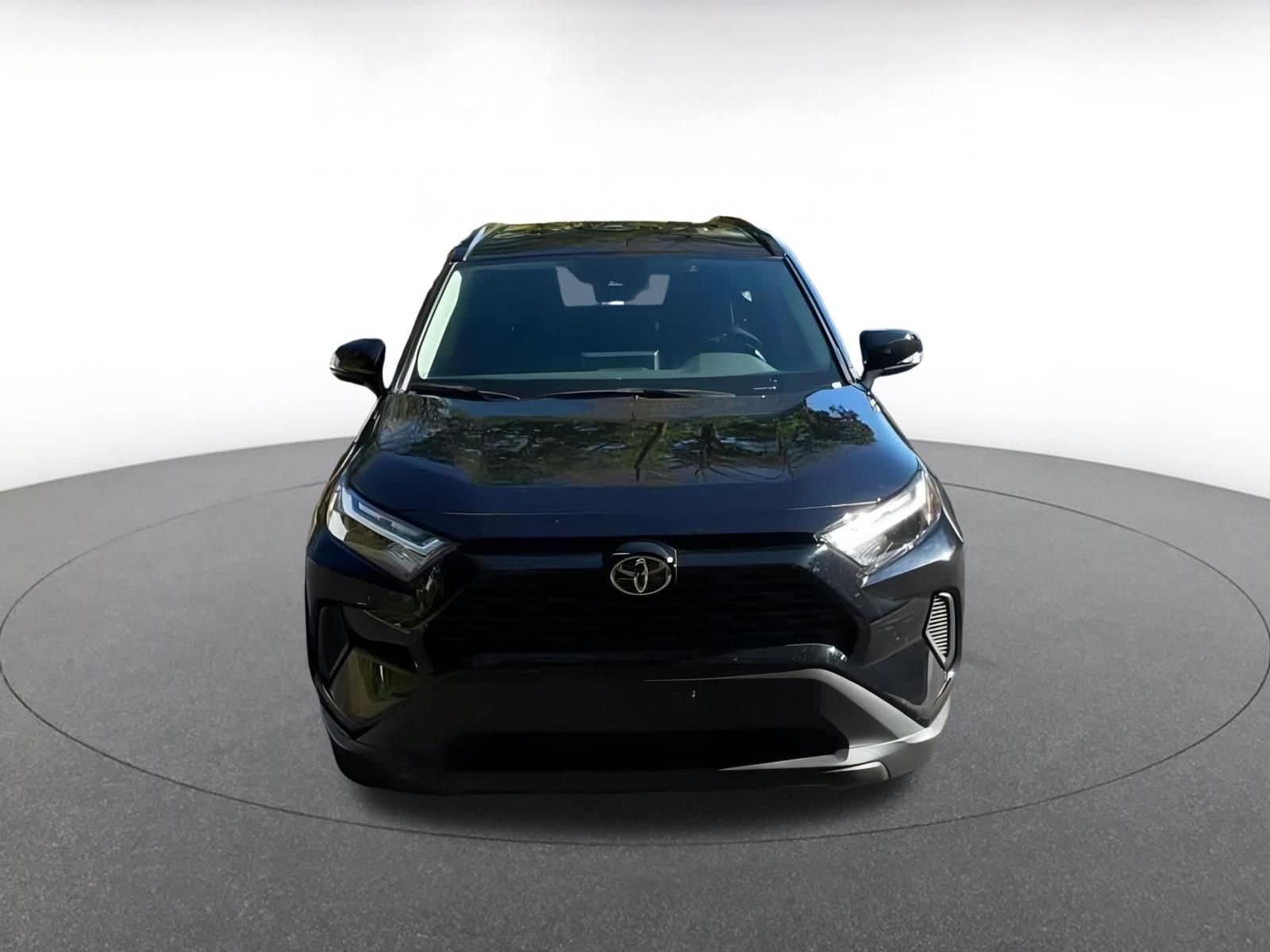Thumbnail: 2025 Toyota RAV4 - 2