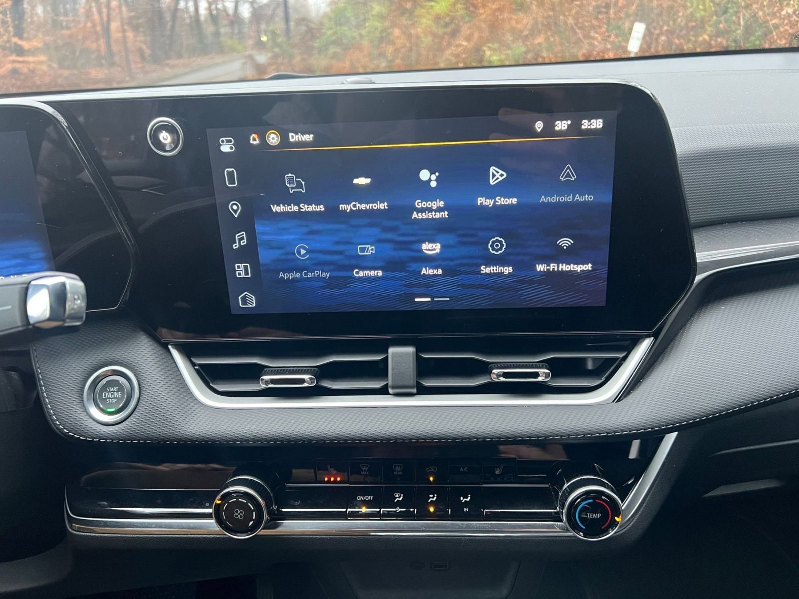 Thumbnail: 2025 Chevrolet Equinox - 18