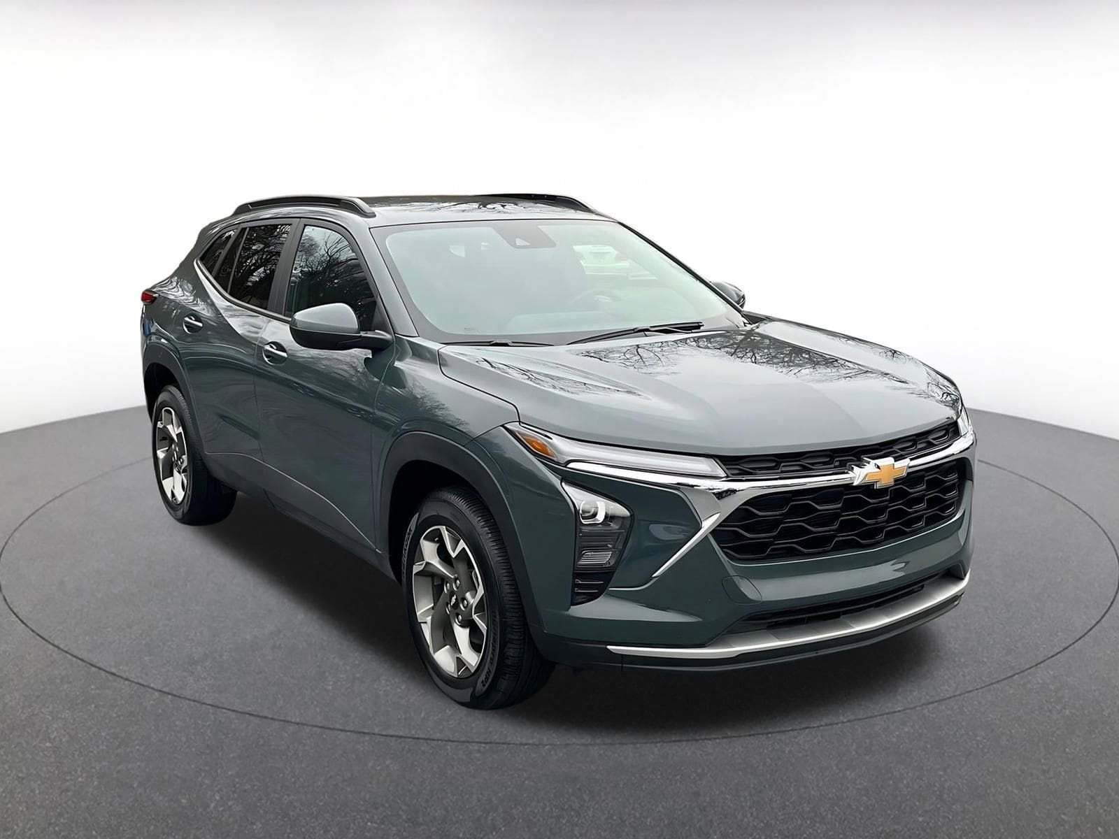 Thumbnail: 2025 Chevrolet Trax - 1