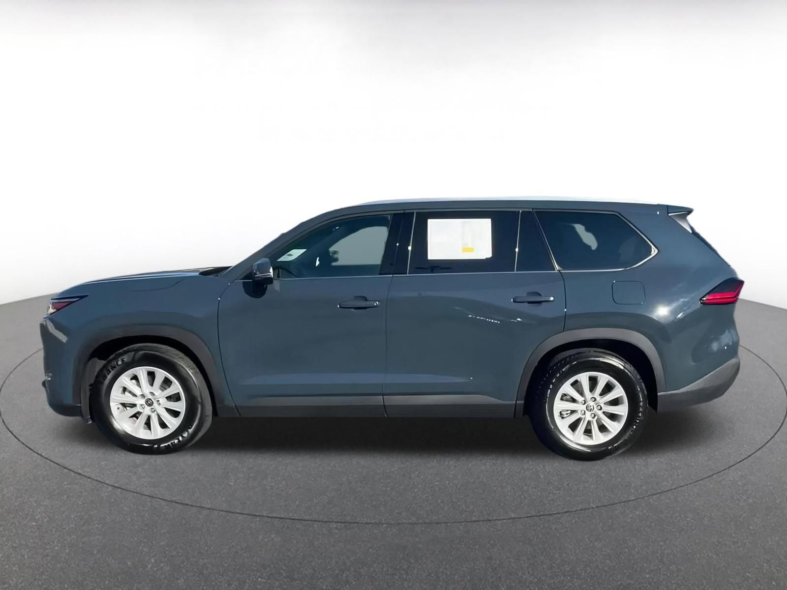 Thumbnail: 2025 Toyota Grand Highlander - 9