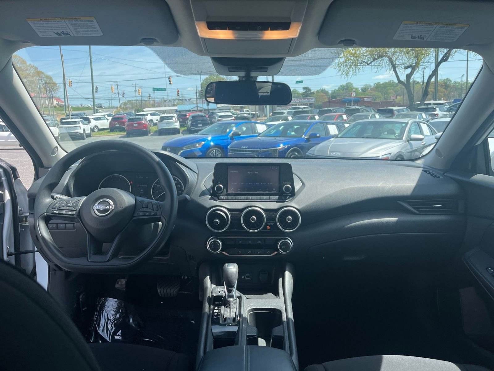 Thumbnail: 2025 Nissan Sentra - 28