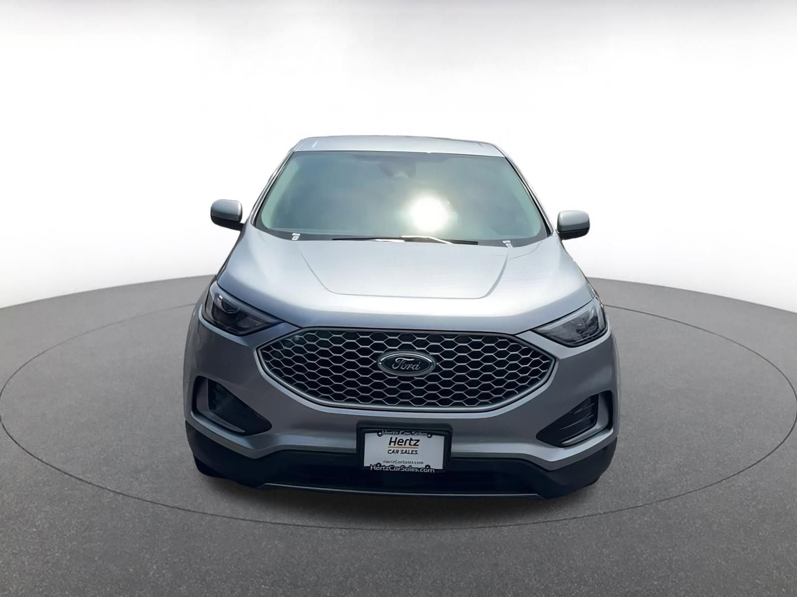 Thumbnail: 2024 Ford Edge - 5