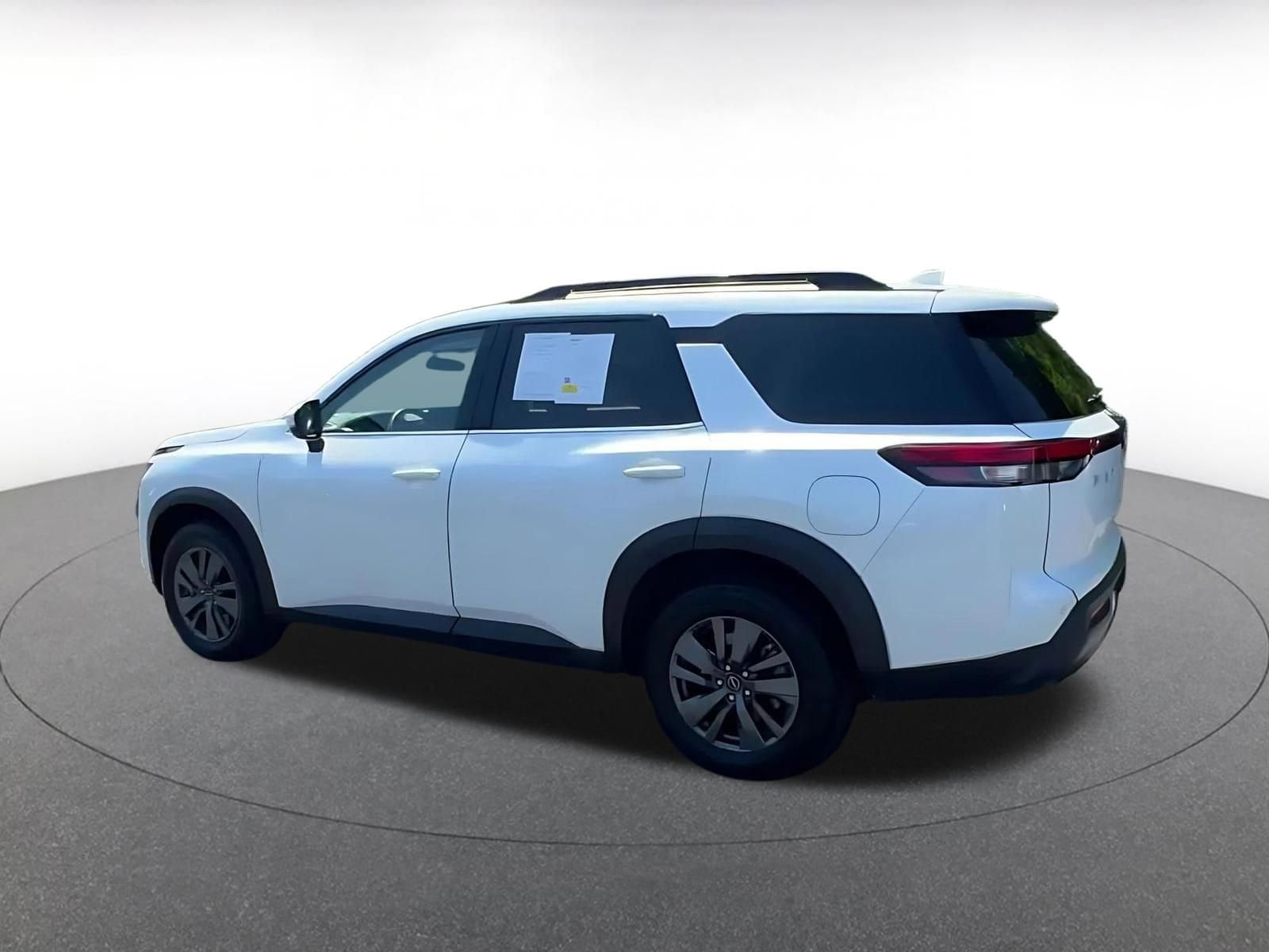 Thumbnail: 2025 Nissan Pathfinder - 10