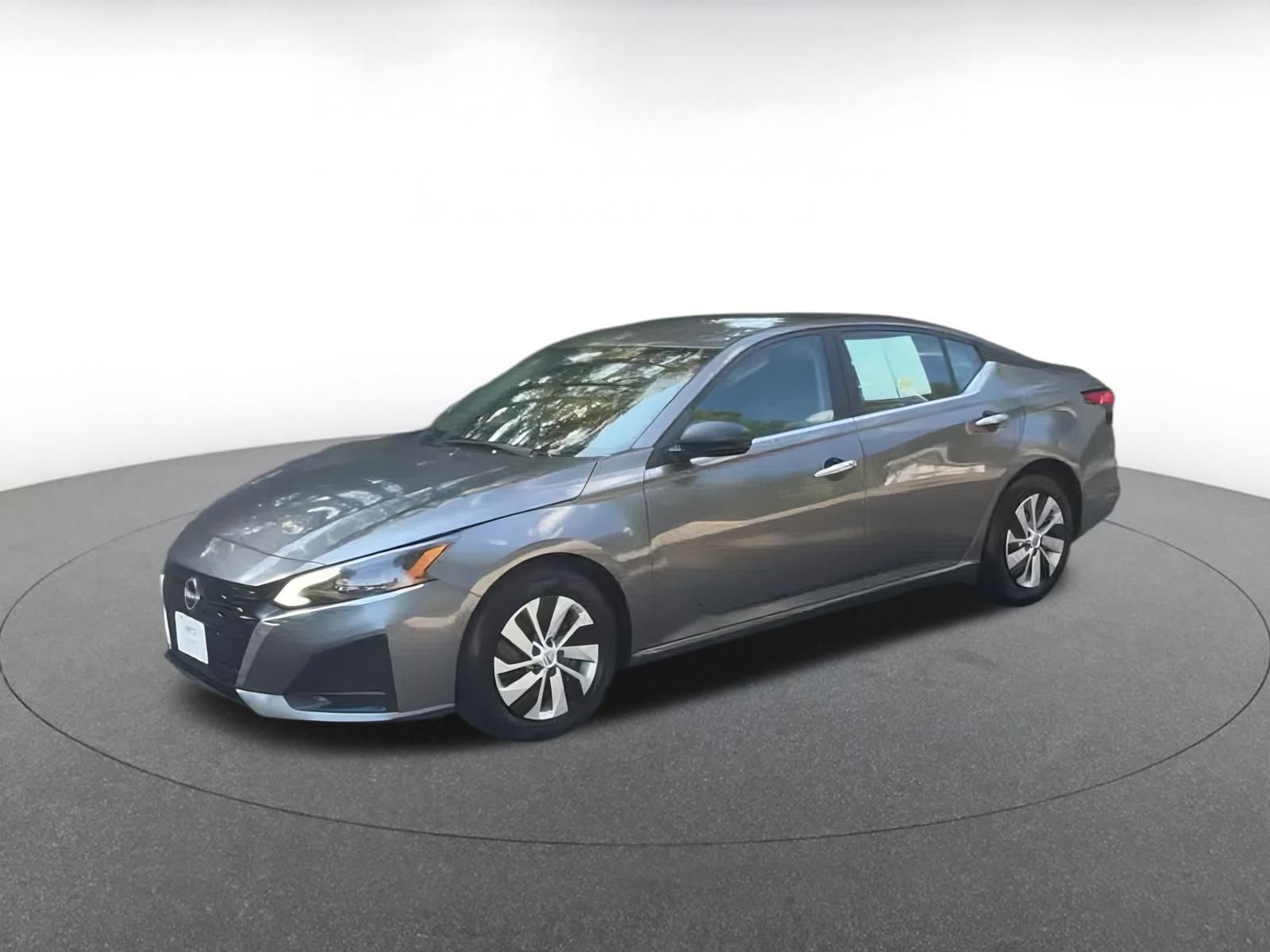 Thumbnail: 2024 Nissan Altima - 8