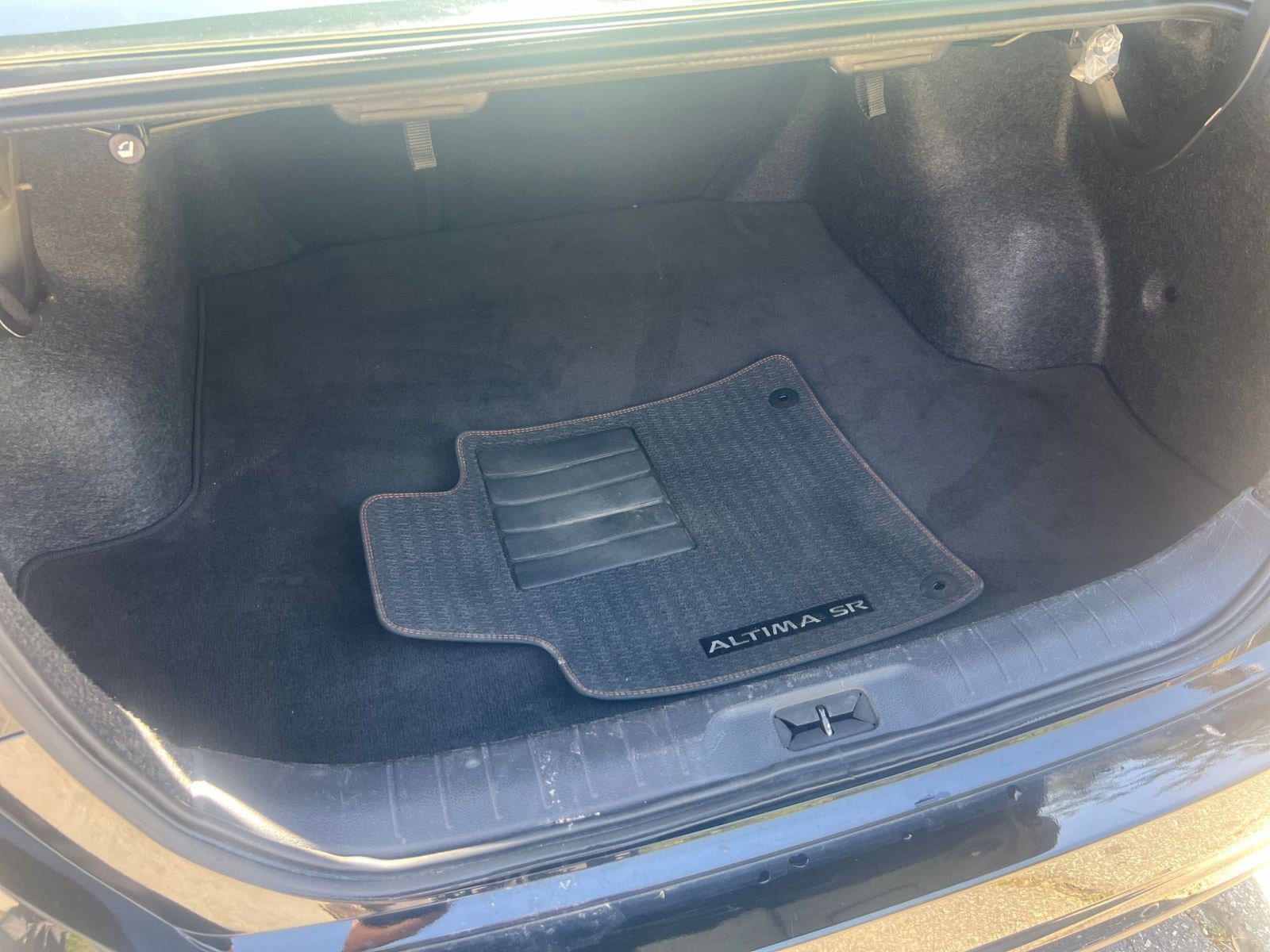 Thumbnail: 2025 Nissan Altima - 25