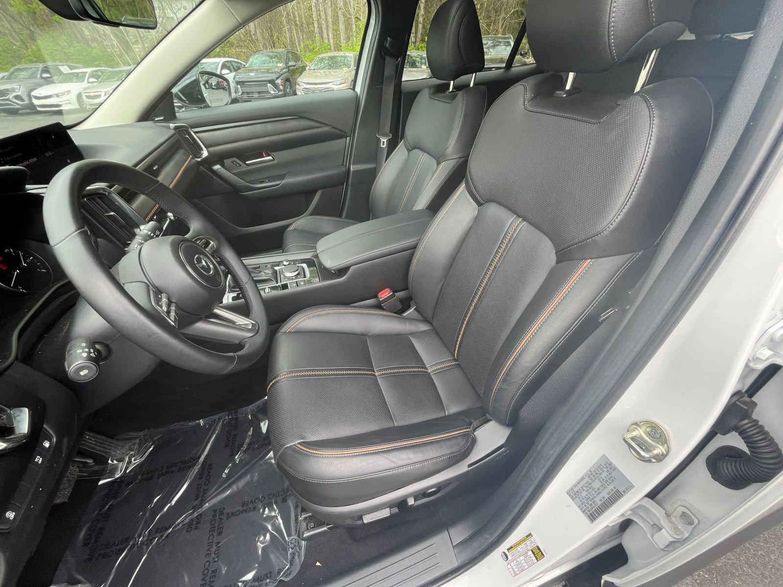 Thumbnail: 2025 Mazda CX-50 - 33