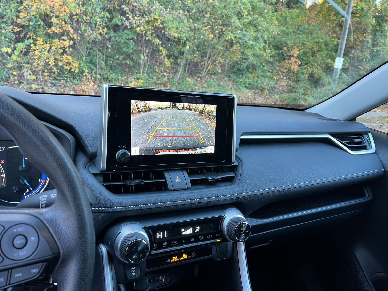 Thumbnail: 2025 Toyota RAV4 - 17