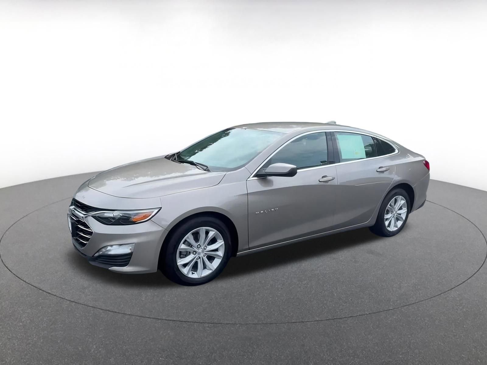 Thumbnail: 2024 Chevrolet Malibu - 7
