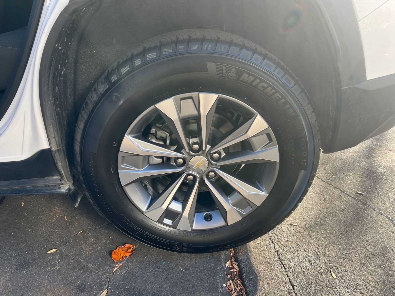 Thumbnail: 2025 Chevrolet Equinox - 25