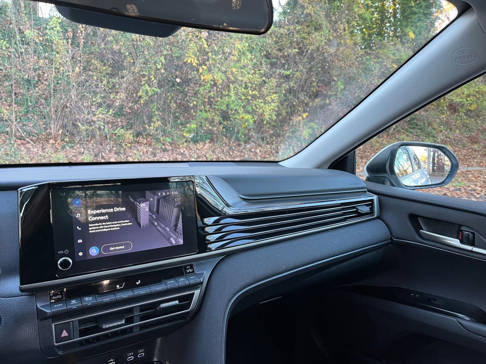 Thumbnail: 2025 Toyota Camry - 31