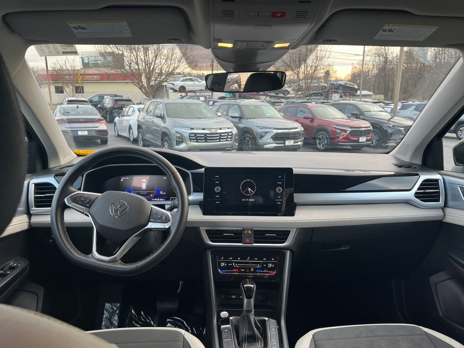 Thumbnail: 2025 Volkswagen Taos - 27