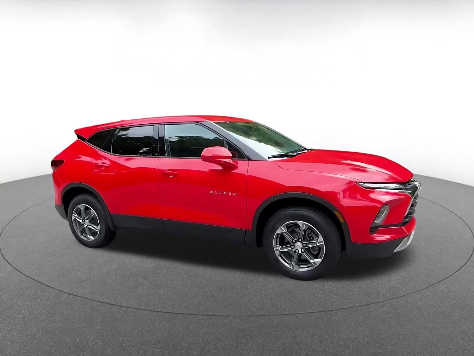 Thumbnail: 2025 Chevrolet Blazer - 2