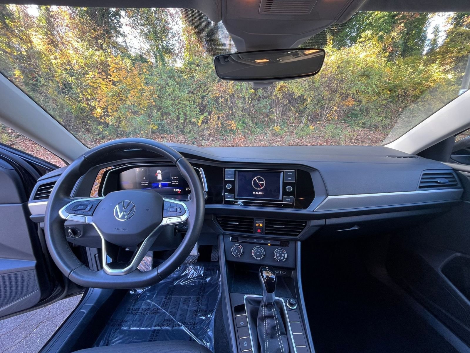 Thumbnail: 2024 Volkswagen Jetta - 29