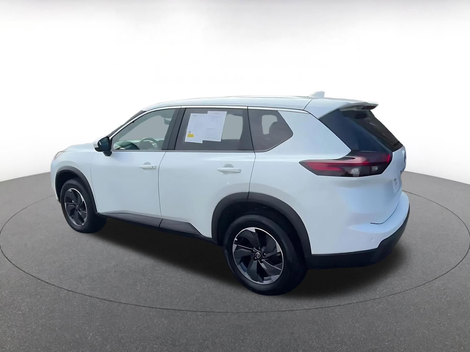 Thumbnail: 2025 Nissan Rogue - 10